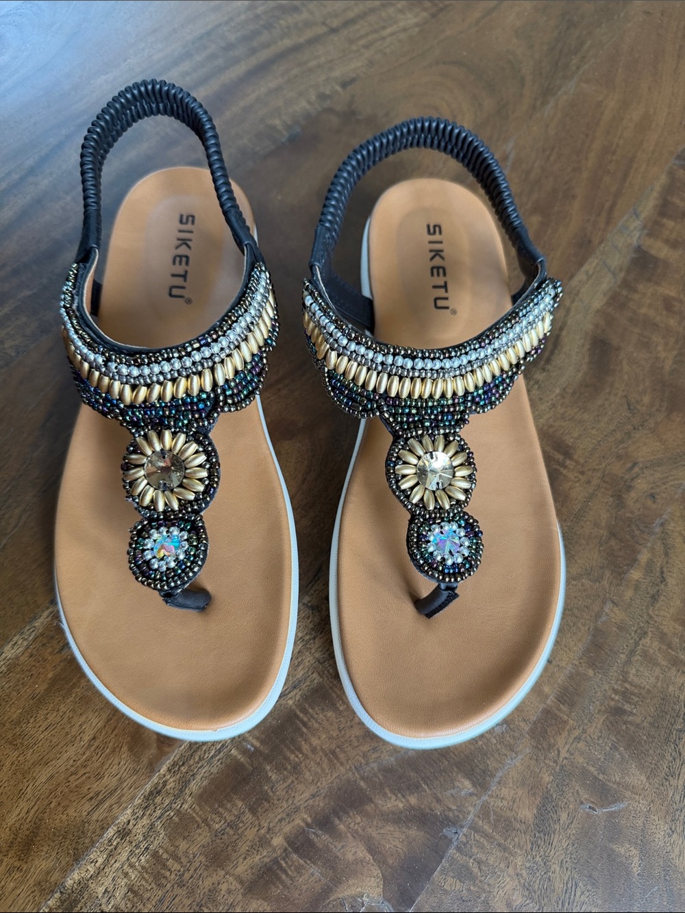 Siketu Women's Black Beaded T-Strap Sandals Sz EU 38